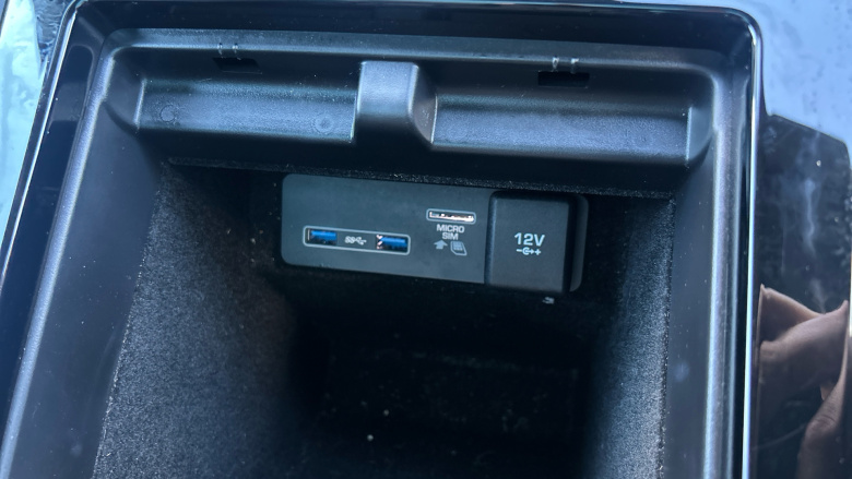 Land Rover Range Rover Evoque 2.0 D180 R-Dynamic SE 5dr Auto Diesel Hatchback